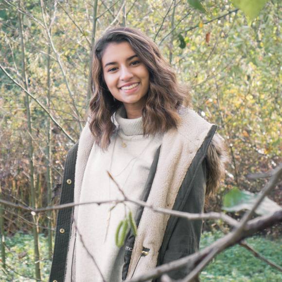 Meet your Posher, Serena - Picture 1 of 1